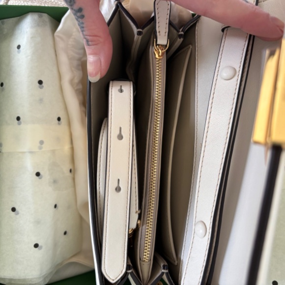 Kate Spade Dakota Crossbody - Picture 5 of 9